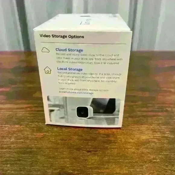 New Blink Mini Indoor Plug-In Smart Security Camera Day & Night Two-Way White - Picture 4 of 7